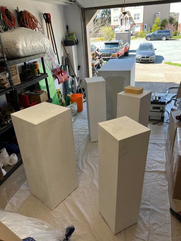 Gallery podiums